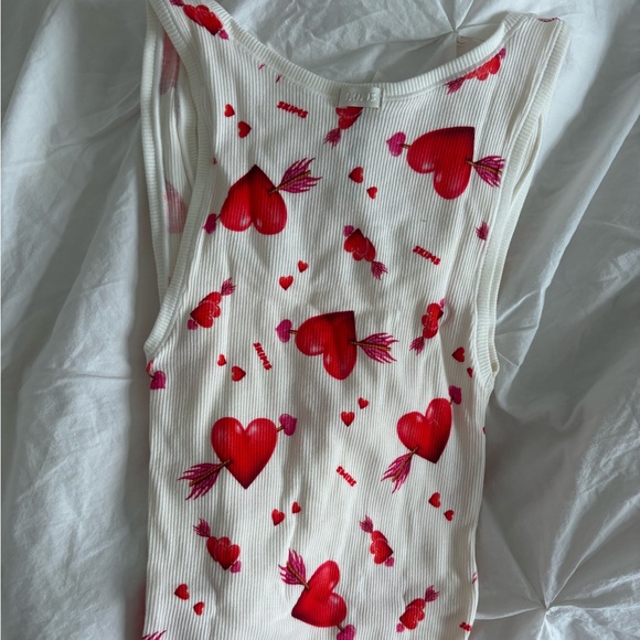 Skims Heart Ribbed Tank - Picture 2 of 3